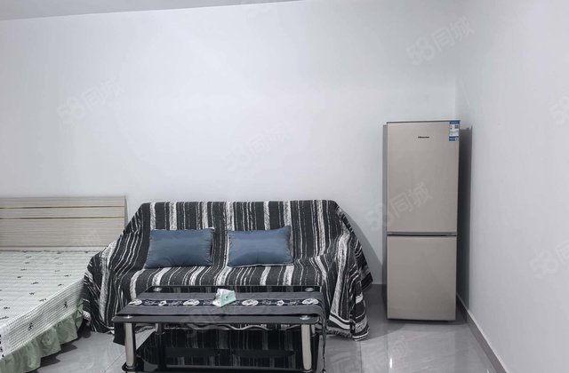 文轩本部  闸口附近 58.9万 步梯三楼 南北通