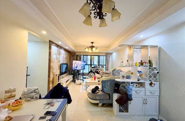 中德英伦联邦(A区)3室2厅88.9㎡175万二手房图片