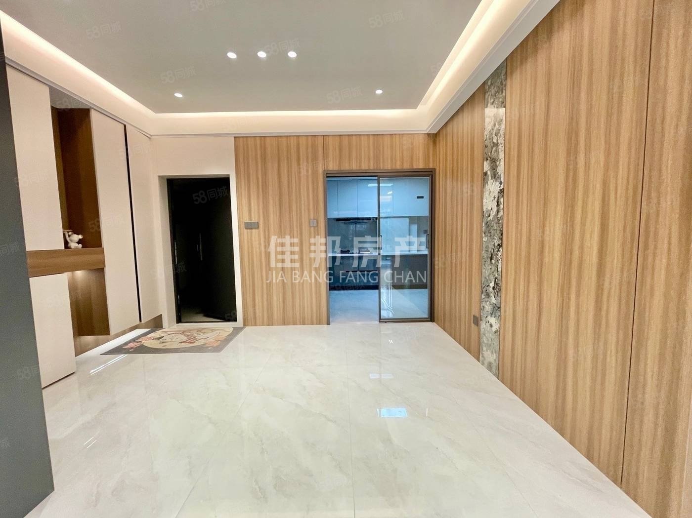 电信佳苑3室2厅2卫126㎡南北83.8万