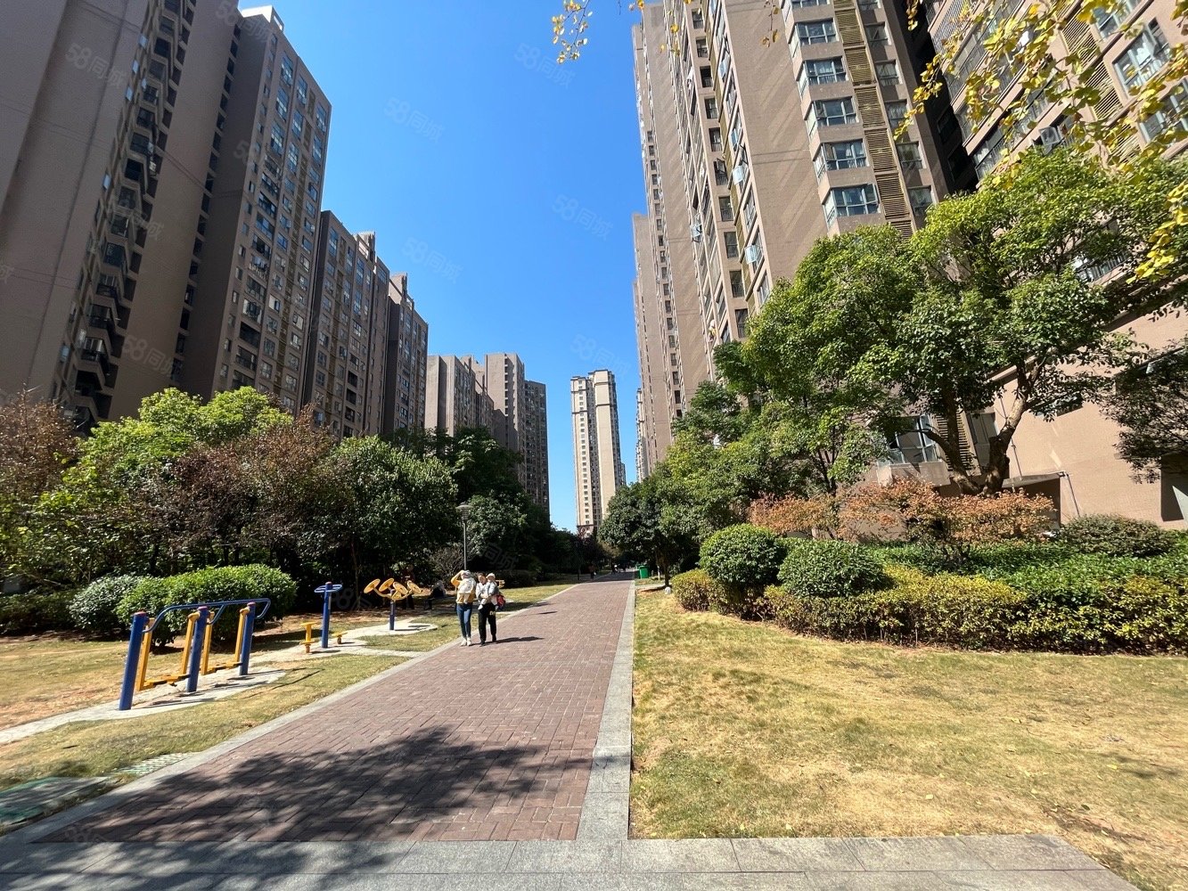 【10图】大汉龙城一期 楼层,送超大入户送杂物间,采光非常好,大汉龙城