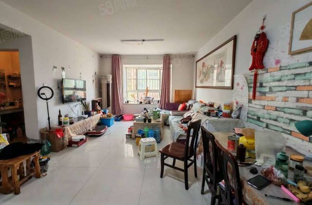 翡翠城 刚需小三居 满二   低容积 商品住宅 双卫