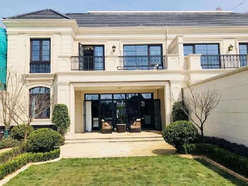 安吉王哥降价100万急售精装法式双拼300方花园有钥匙