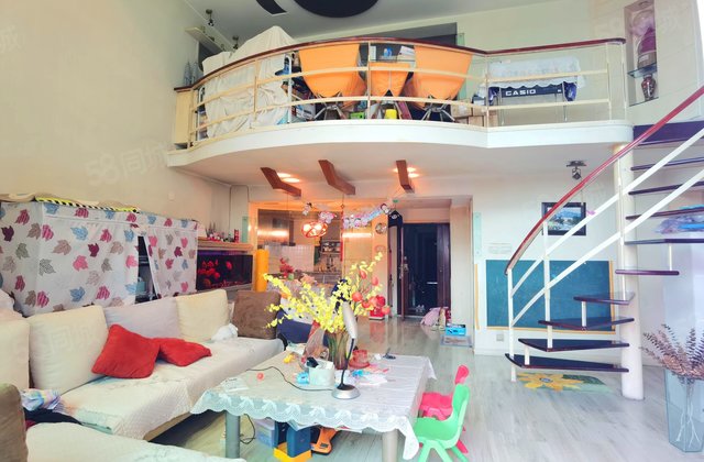 天鹅星座3室1厅162.06㎡188万二手房图片