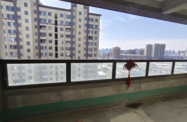 建业香槟圣园2期3室2厅126㎡76万二手房图片