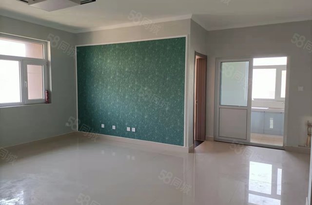 必看好房 小三居 房东急售房 房东直卖送车位送家具送地下室