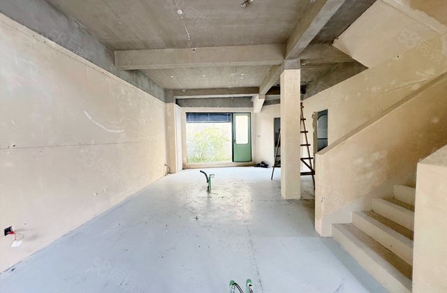 长泰国际社区(商住楼)4室2厅151.81㎡290万二手房图片