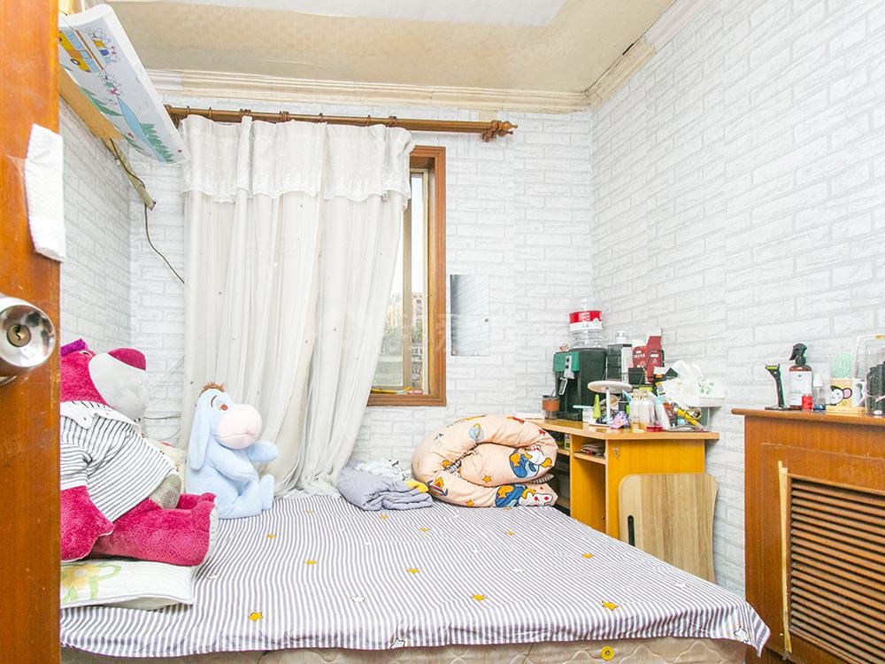 萬(wàn)科公園五號(hào)3室1廳2衛(wèi)122.05㎡東南717萬(wàn)