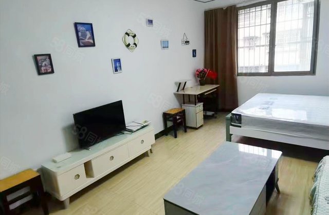 飞山小区1室0厅96.49㎡35万二手房图片