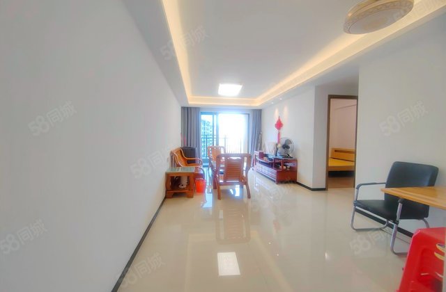 龙光南海玖龙湖3室2厅90.87㎡68万二手房图片