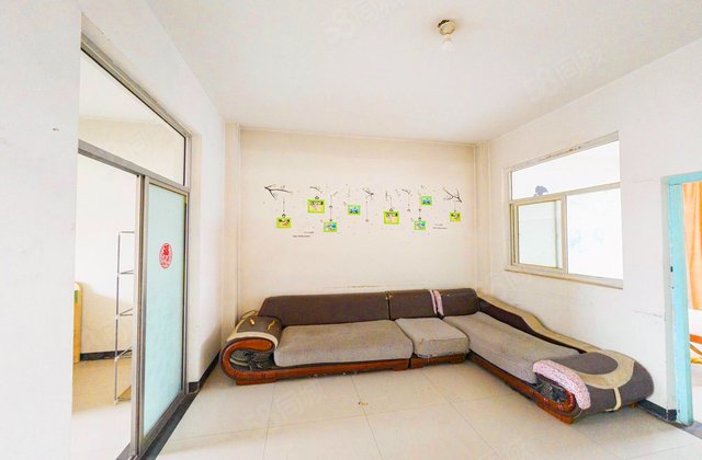 华荣小区3室2厅110㎡56万二手房图片