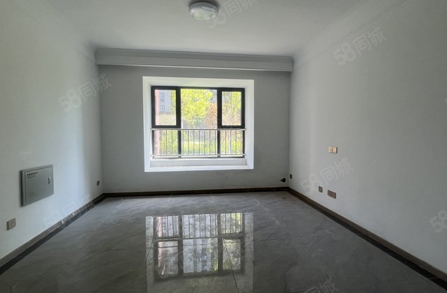 物流园  对个！泰和园！孝心一楼！带车位！带储！走一手！