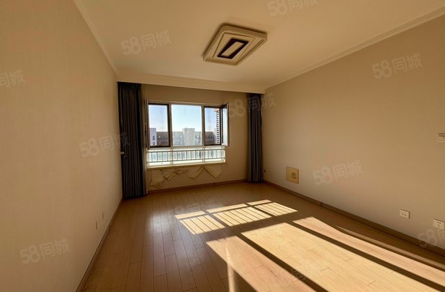 万科紫台(一期)3室2厅107.61㎡95万二手房图片