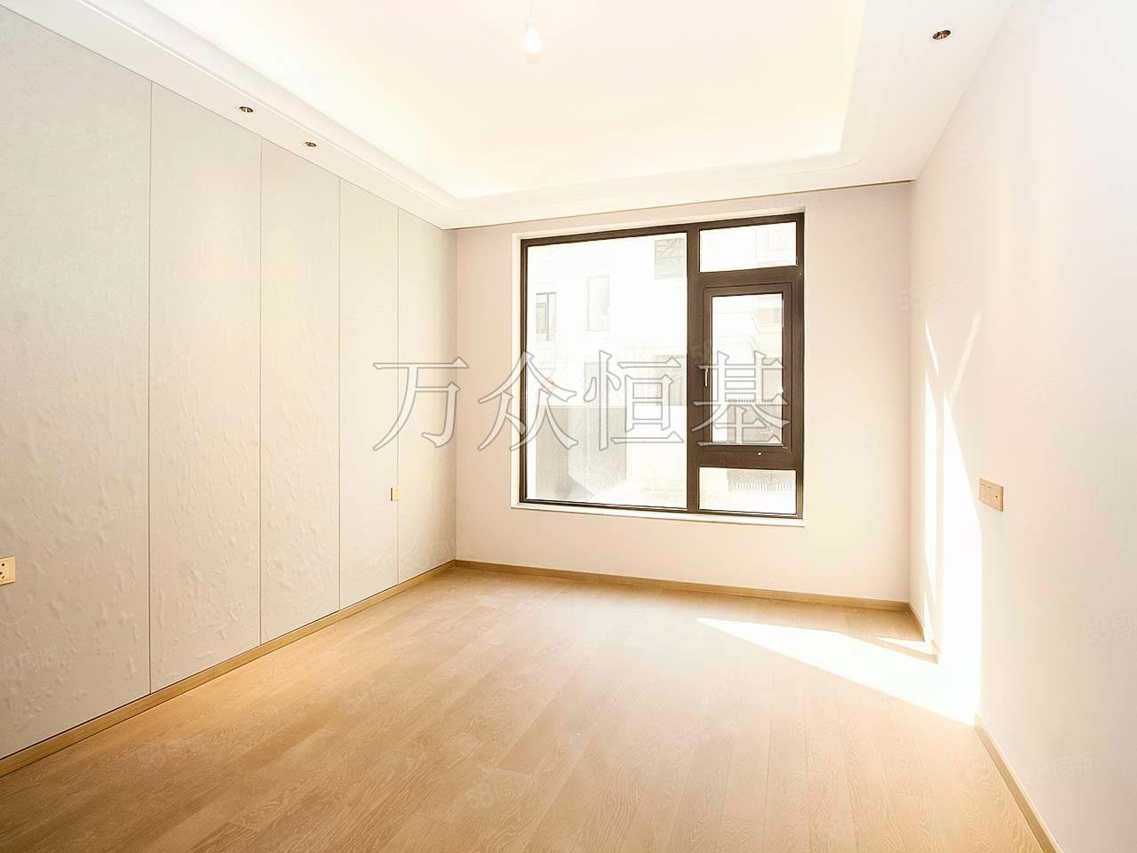 國瑞熙墅二區(qū)5室2廳3衛(wèi)418.21㎡南北1550萬