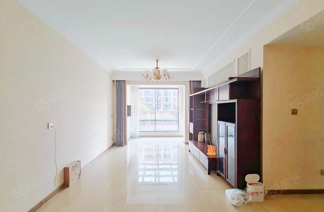 鹭湖宫10区3室2厅101.57㎡138万二手房图片