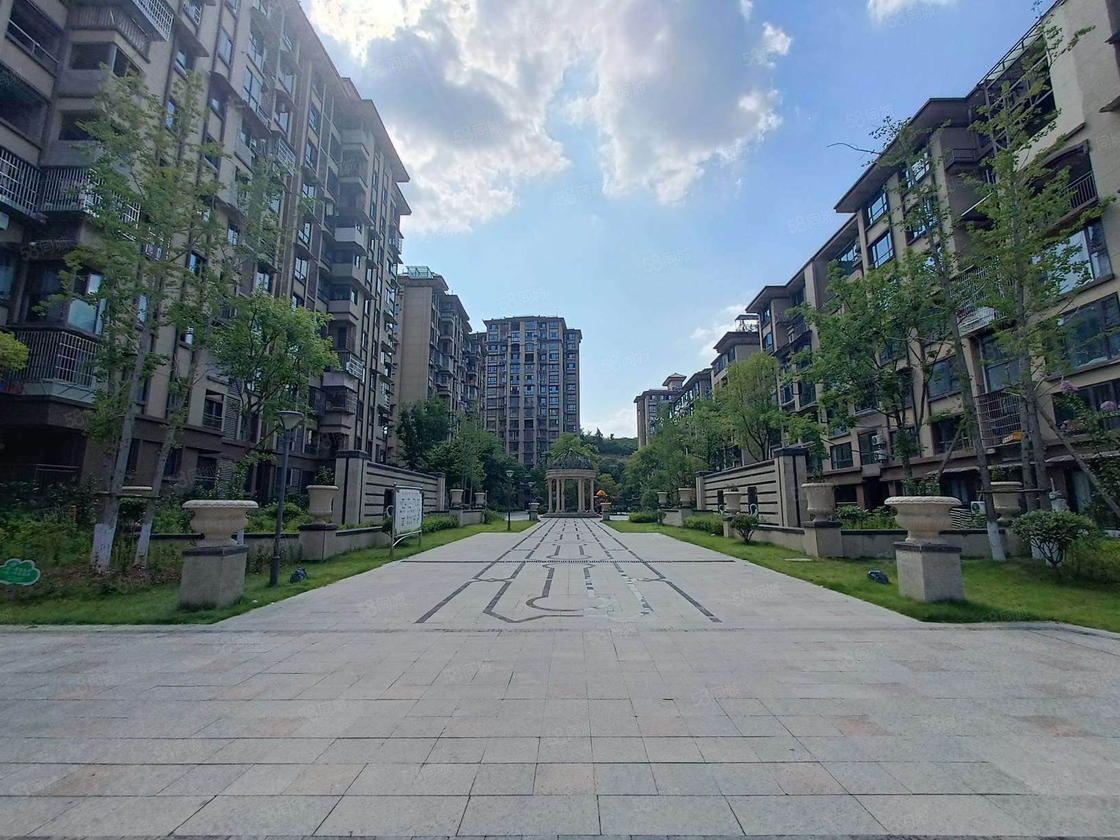 金鸿山水城(蓬安县)3室2厅2卫102㎡南北63.8万