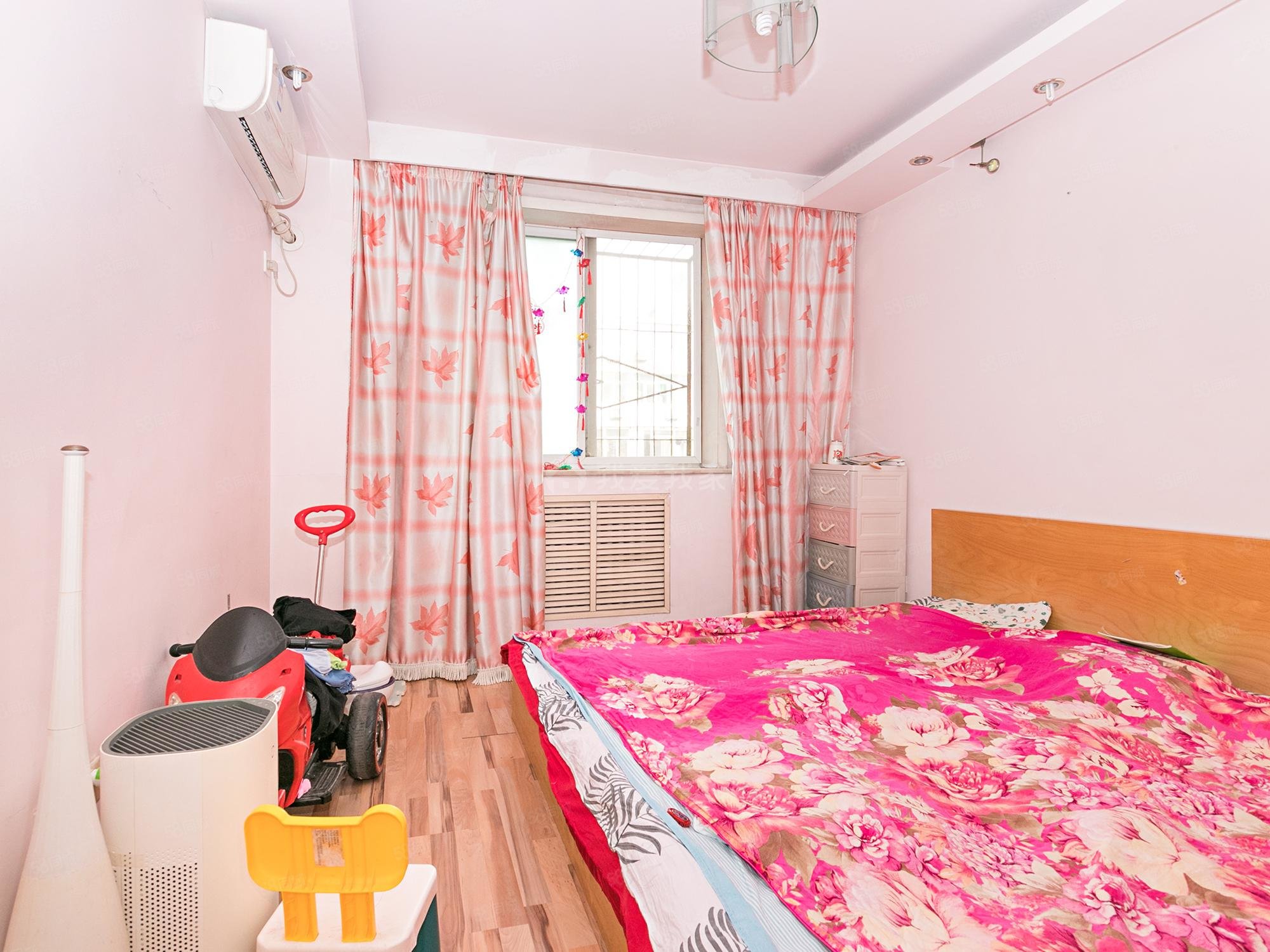 藝苑西街7號(hào)院2室1廳1衛(wèi)59.85㎡南北147萬(wàn)