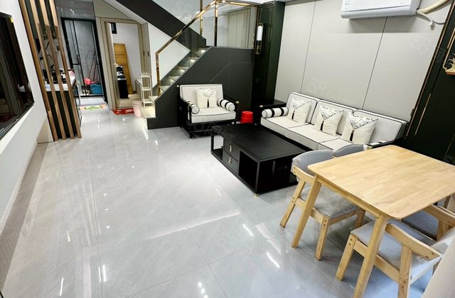 中山七路小区3室1厅80㎡288万二手房图片