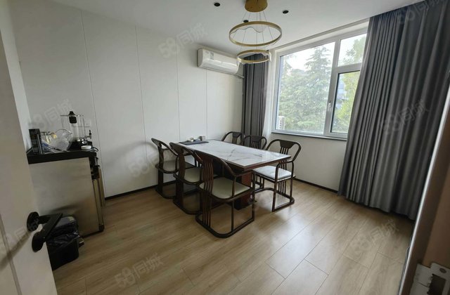 金鼎巷别墅 双拼别墅 173平 精装修 居家自住  带院子