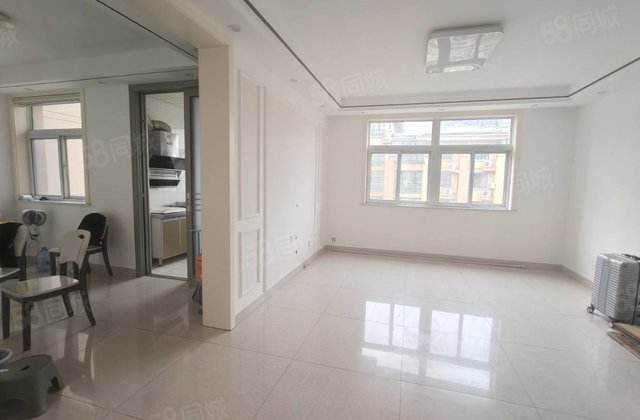 欧景丽都 精装三室双卫 双阳台 送车库储 南北通透 随时看房