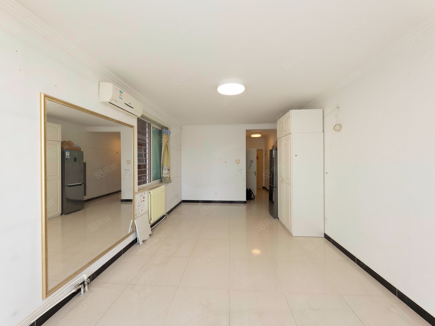 新起點嘉園1室1廳1衛(wèi)58㎡東610萬