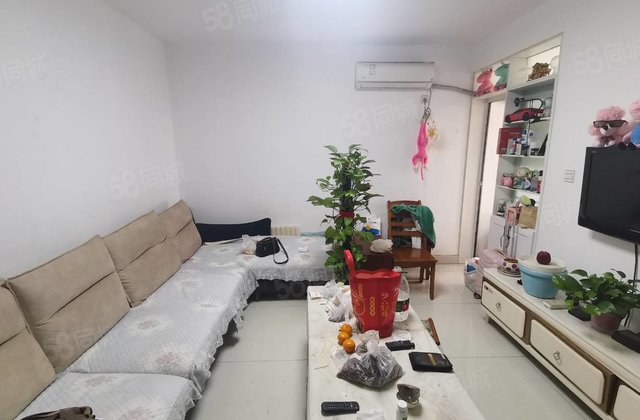 市中心 滨河实验  附近 电梯两居室 35万