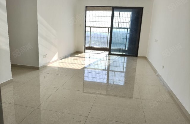 保利东湾3室2厅96.4㎡69万二手房图片