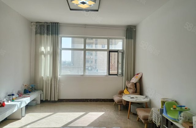 星美城市广场 东边户 103平 89万带车位地下室免大税