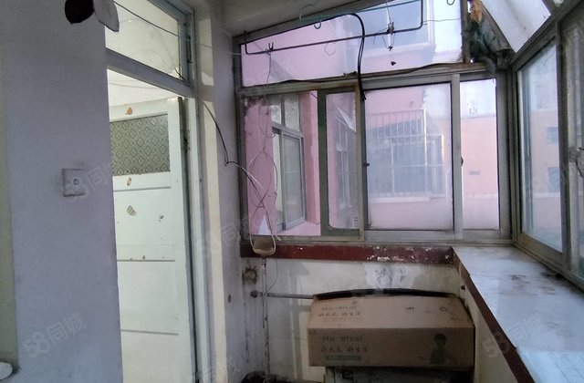 印染厂小区 超低密度 交通便捷 停车方便 医疗配套成熟