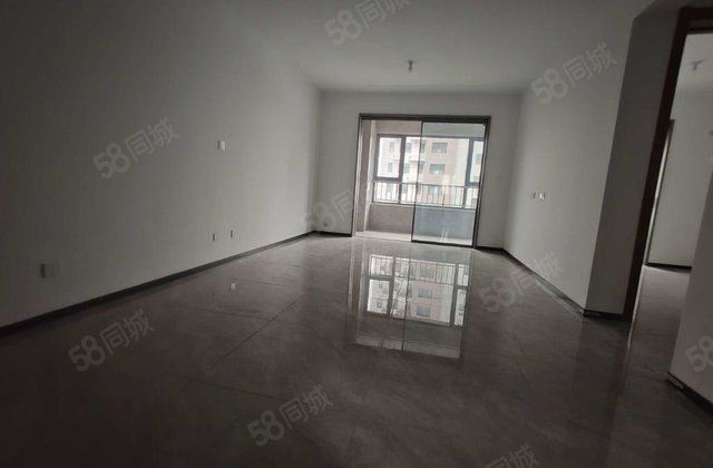 走一手 区政府旁 明康康盛园三室两厅 带车储 随时看房