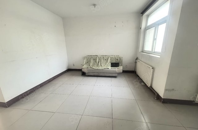 二中文苑东昌路  ，大学城旁金柱文苑两室多层一楼免大税带储