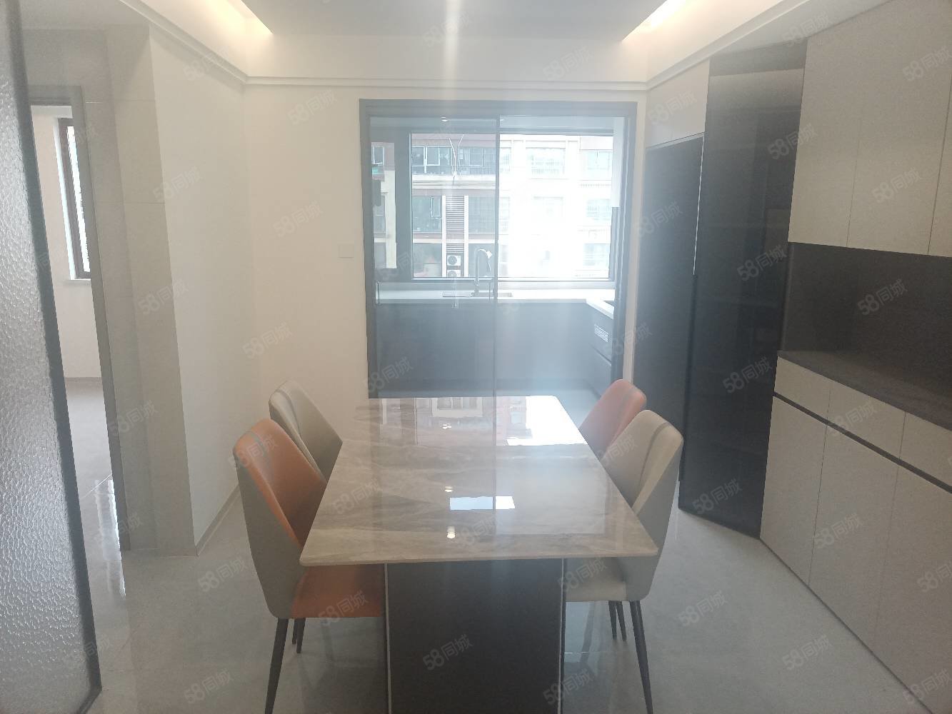 建投泊湾3室2厅2卫132㎡南北108万