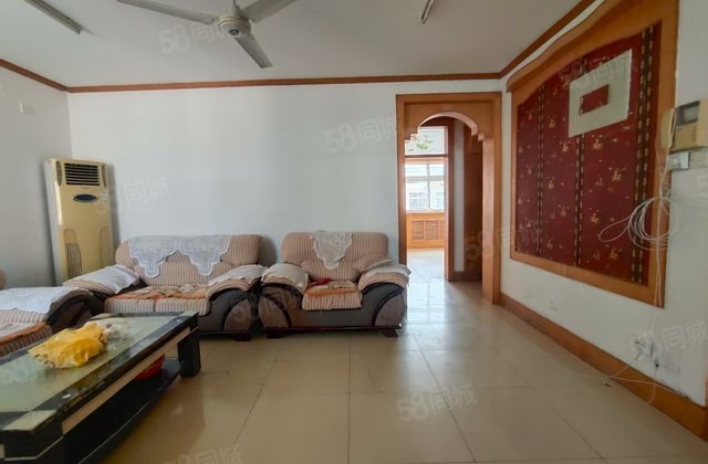 (真实保证)龙山花园小区3室