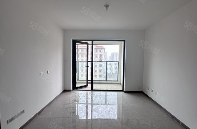 城市玖玺南区 三叶草户型 免大税送储藏室 小高层双阳台