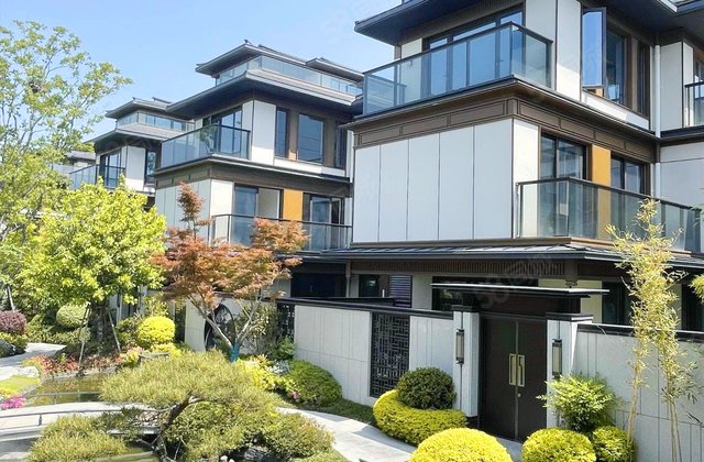 人居九林语叠云阁5室2厅162.22㎡350万二手房图片