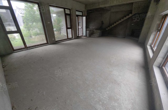 业主诚售聊城南部片区东昌府院200多平大院别墅小区  户型