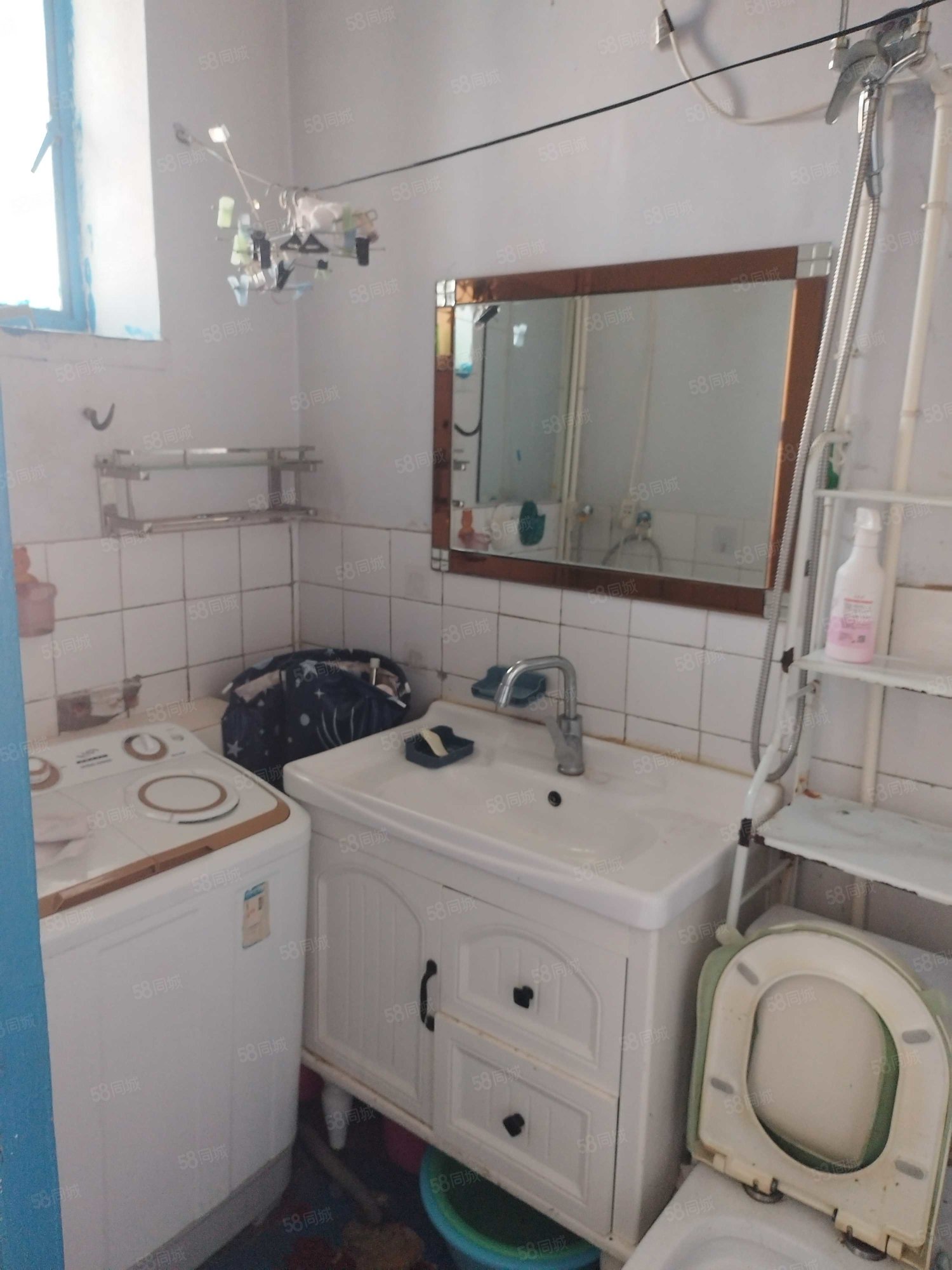 酒厂宿舍2室1厅1卫59.29㎡东西11万