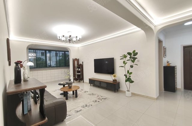 东昌中学星光和园附近三叶草户型双阳台停车方便