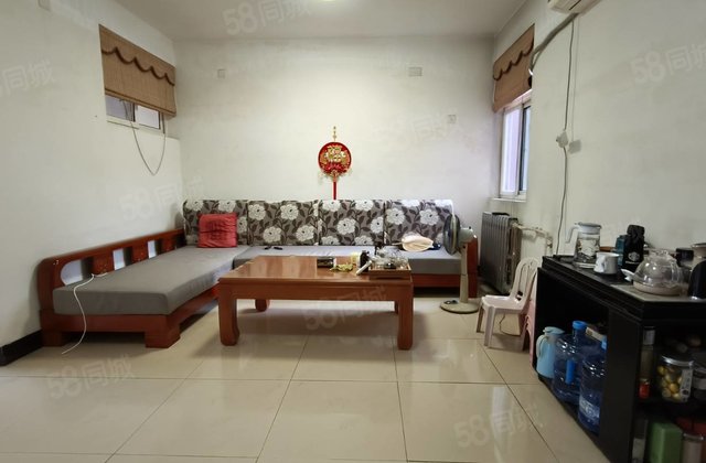 乐园实验，停车方便，湖边100 ，水城嘉苑有储，多层4楼