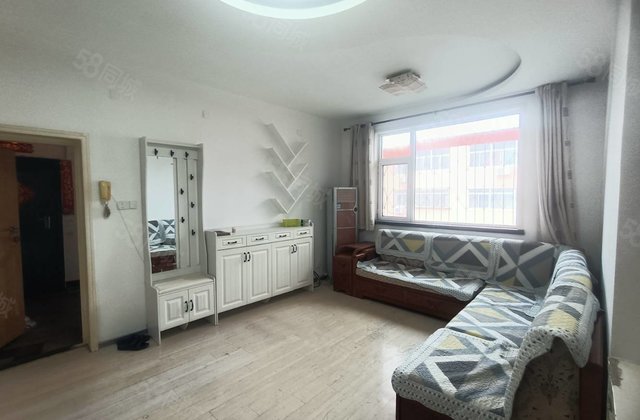 东昌总校北顺  精装地暖房标准三室两厅停车方便