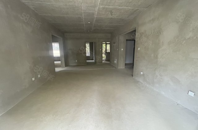 安和花千树4室2厅143㎡76万二手房图片