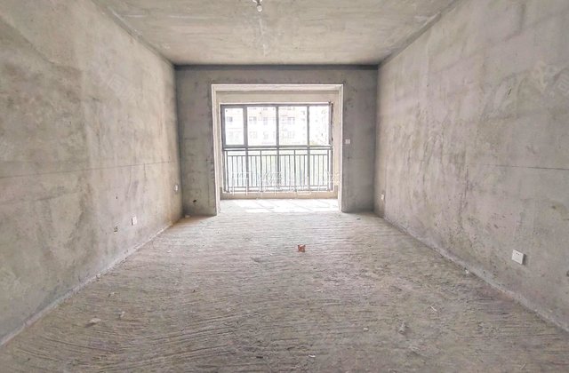 3室2厅3室2厅2卫120㎡南北低层(共16层)2020年建造未来城潘庄项城市