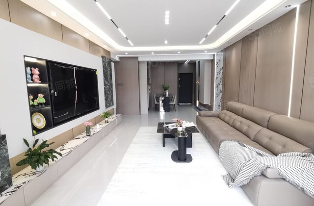 名家汇3室2厅118㎡76.5万二手房图片