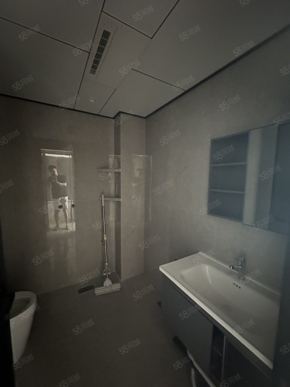 华韵锦园3室2厅2卫140㎡南北105万