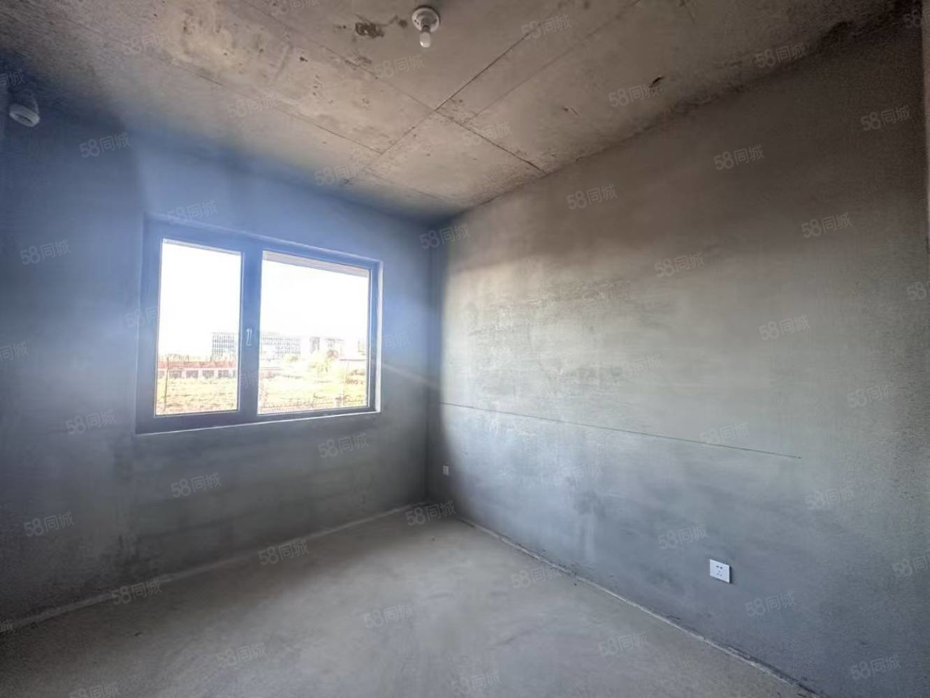 华韵锦园3室2厅2卫152㎡南北90.89万