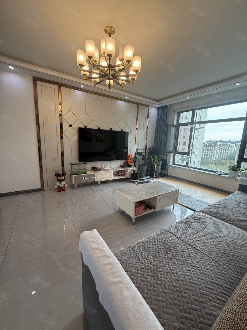 塞纳阳光3室2厅2卫136㎡南北76.5万