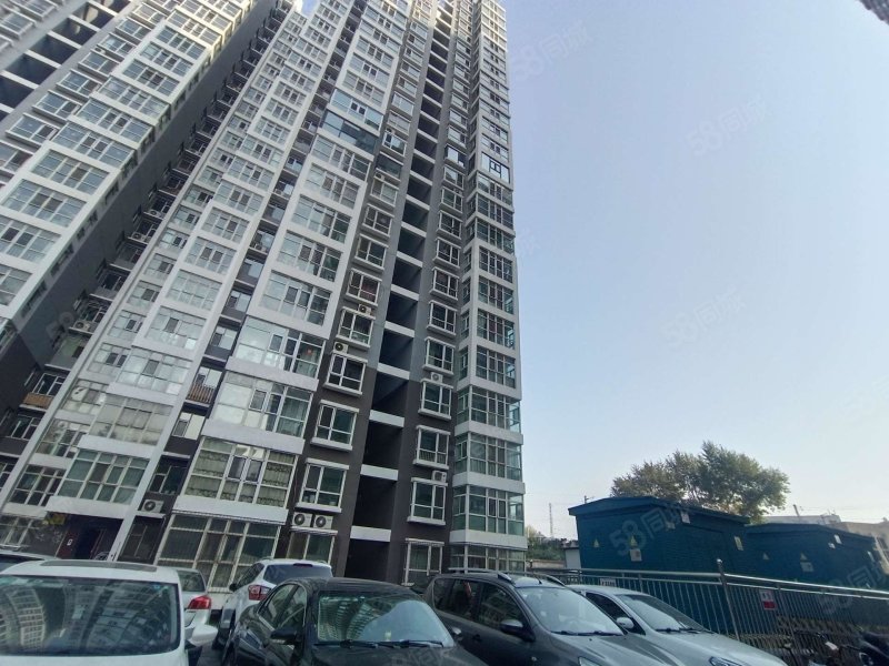 太钢东门房苑小区高层电梯房停车方便可贷款