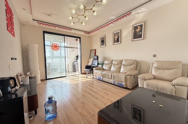 文苑二中！金柱大学城！小高一梯两户！大客厅朝阳！免大税有车位