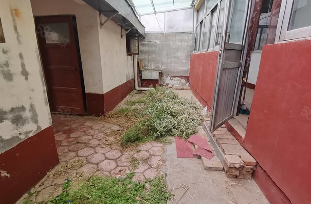 东昌中学，兴华路  ，机械局家属院一楼带院有钥匙