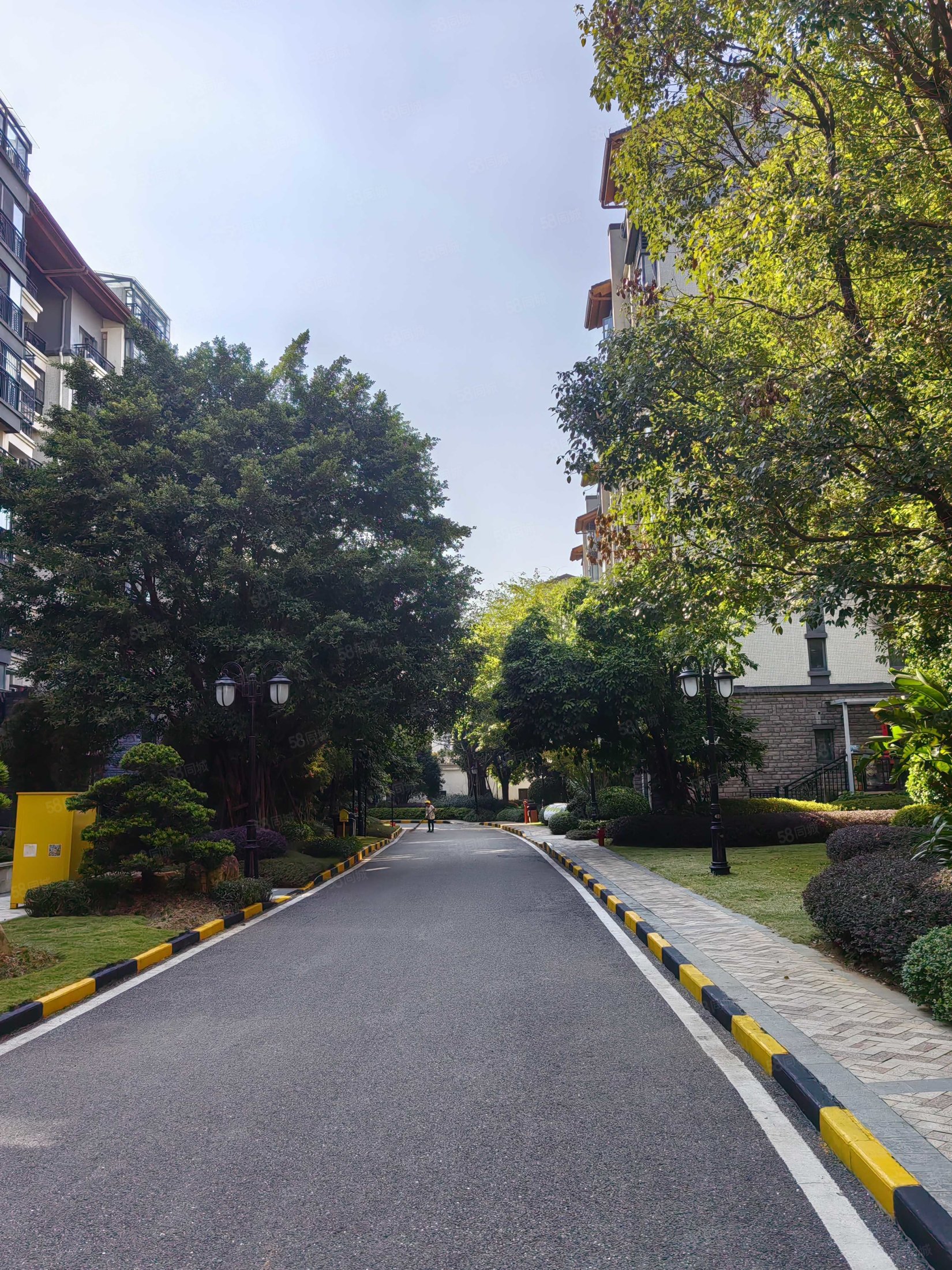 桂林恒大江湾站前路33号3室2厅1卫91平方米