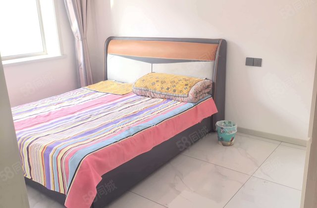 八百垧五区2室1厅64㎡12.8万二手房图片